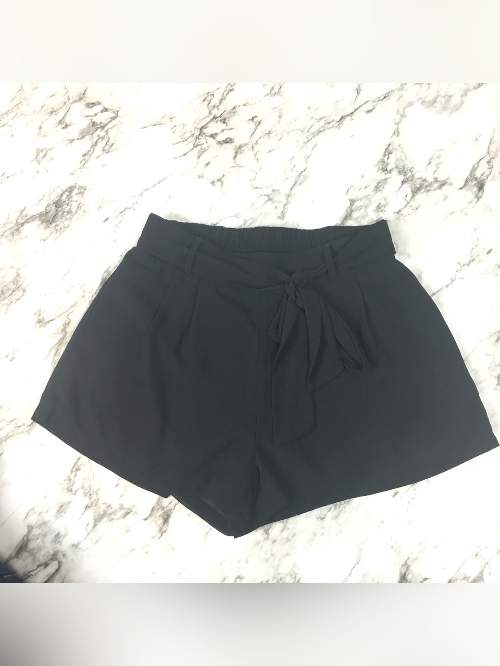 Miss Avenue Tie-Waist Lined Sheer Pleated Shorts Black Size Small